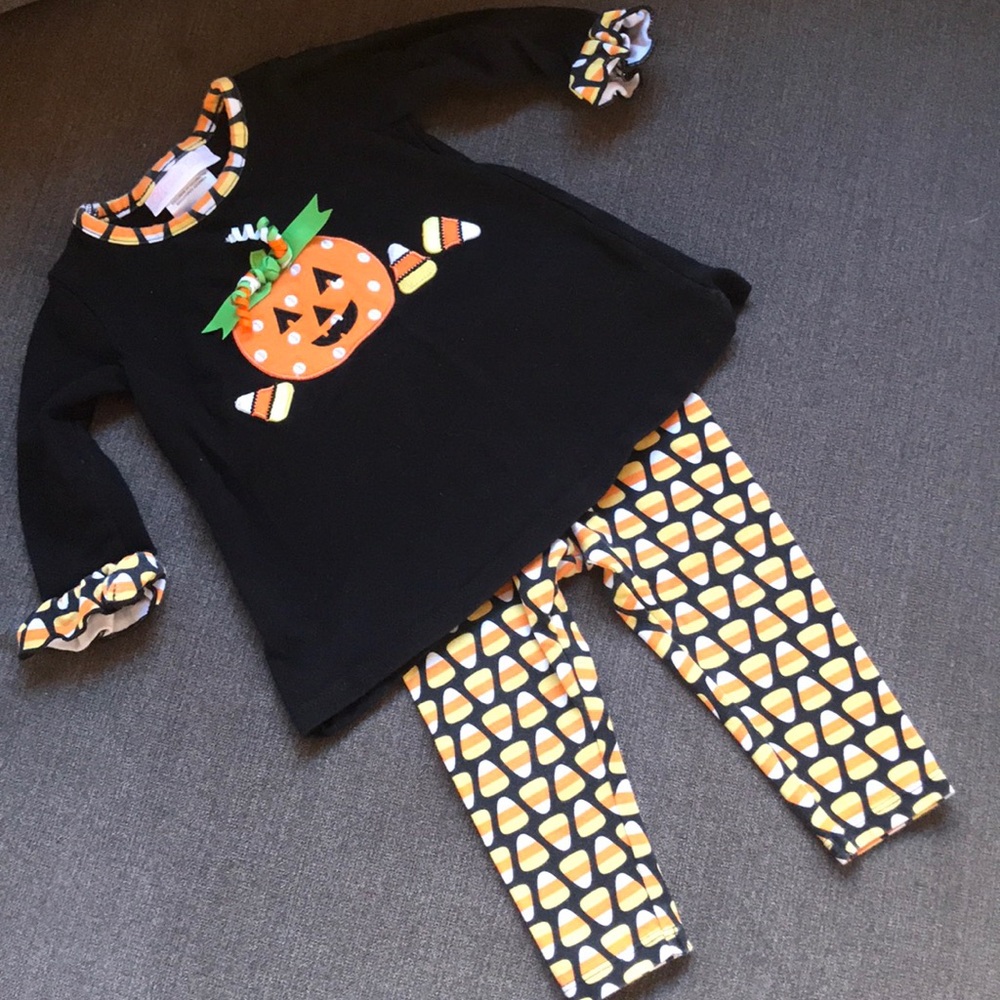 6-9 month matching Halloween outfit.